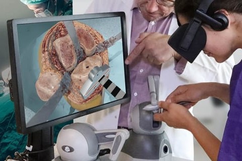 UNDAMENTAL-SURGERY-Surgical-simulation-VR-virtual-reality-haptics-